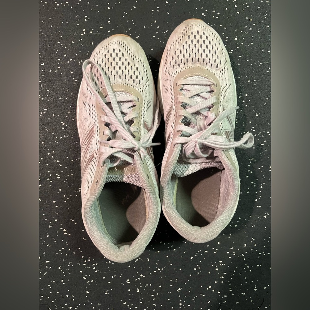 Grey New Balance Sneakers